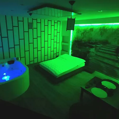 Japanapartment - Jacuzzi Katowice Exterior photo